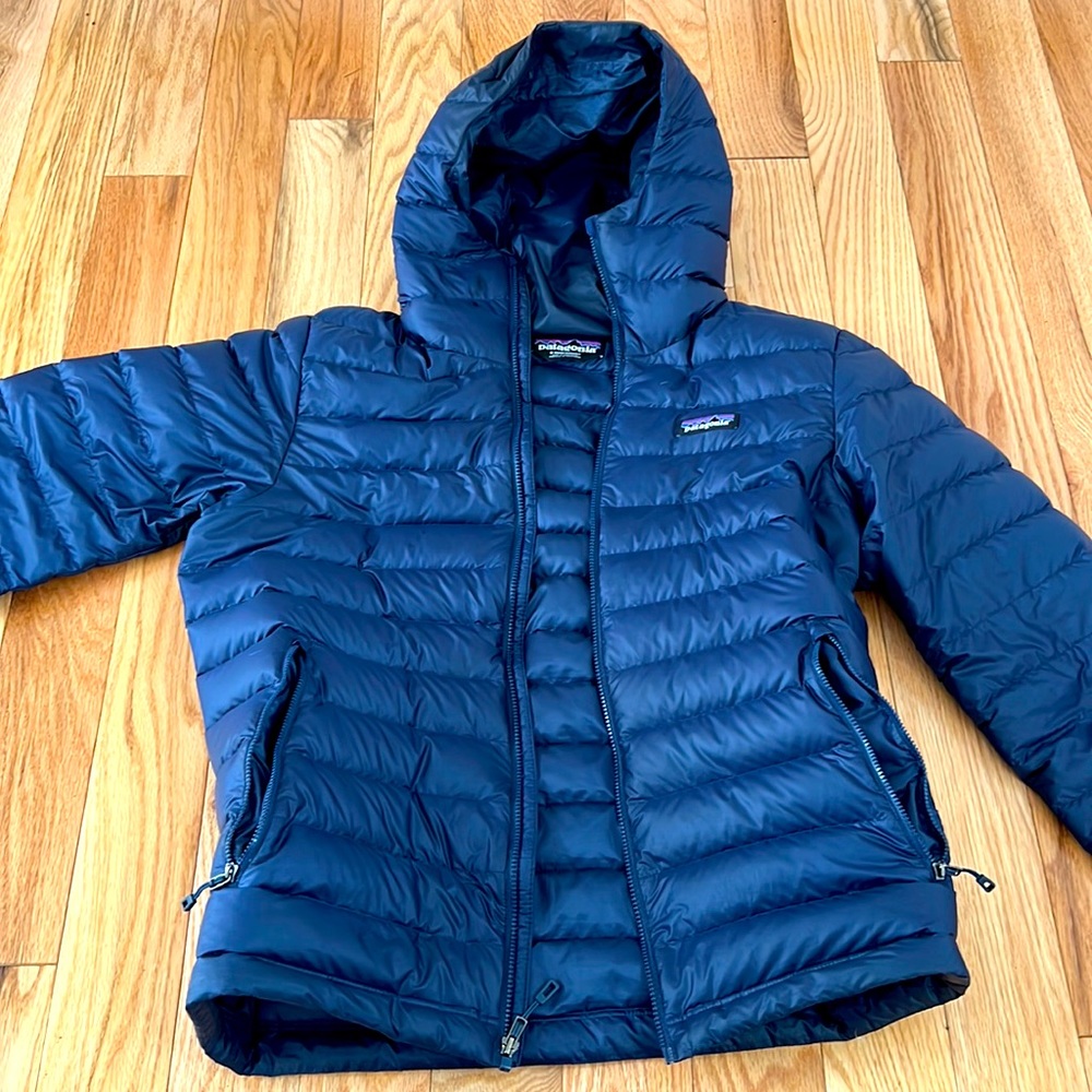 Patagonia Men’s Down Sweater Hoody - Size Small, Navy Color